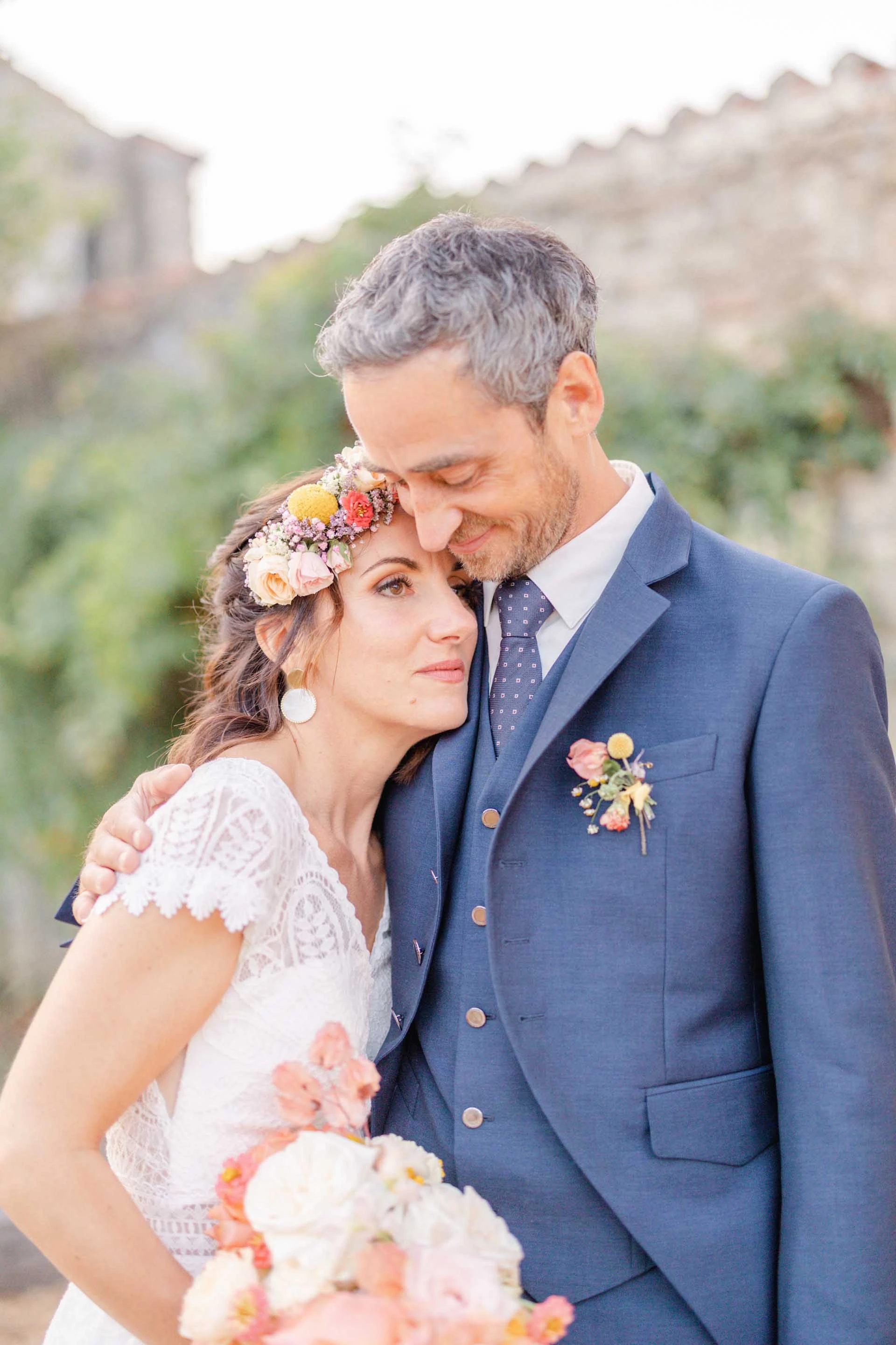 bonheur événement sourire robe pétale